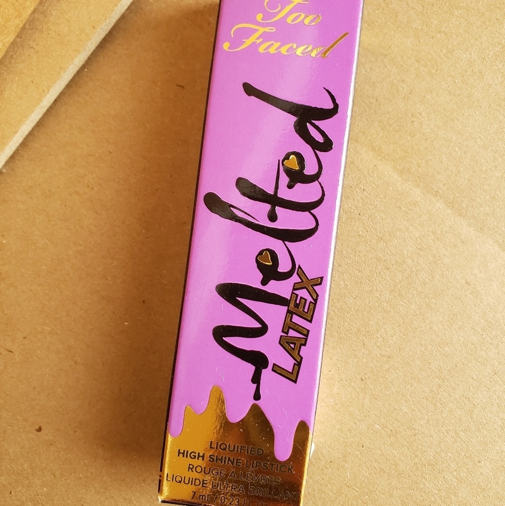 Too Faced Melted Latex Lipstick Twilight Zone